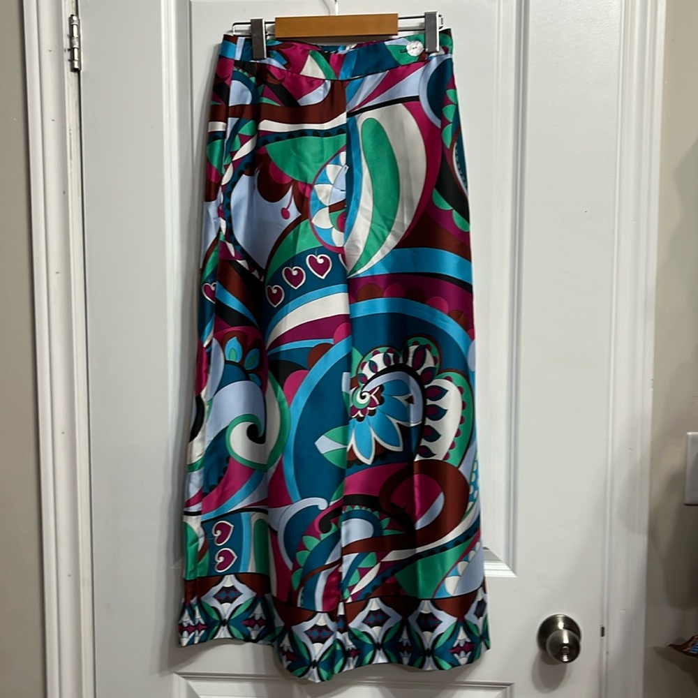 NWOT Zara Wide Leg Printed Pants